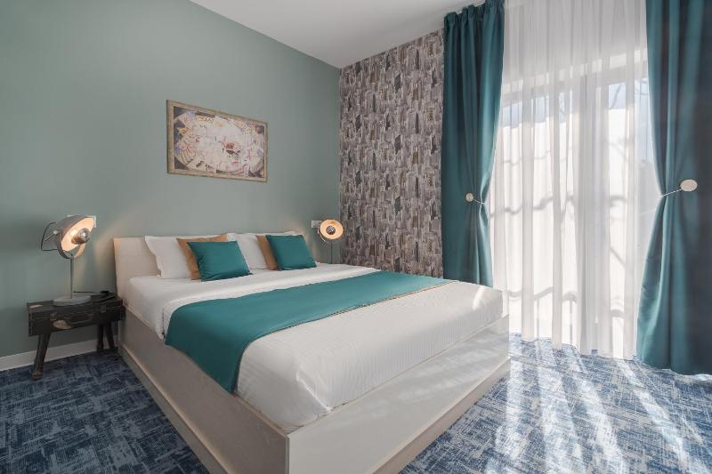 Deluxe Apartment image 3