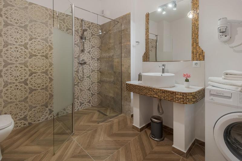 Aparthotel Aria Boutique Central - image 47
