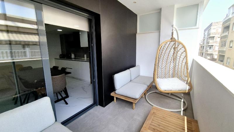 Apartamento Lujoso Centro Torrevieja - image 9