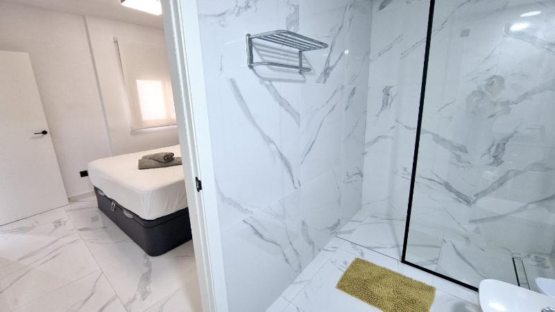 Apartamento Lujoso Centro Torrevieja - image 21