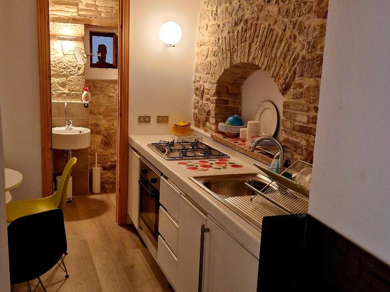 One-Bedroom Apartment (4 Adults) image 3