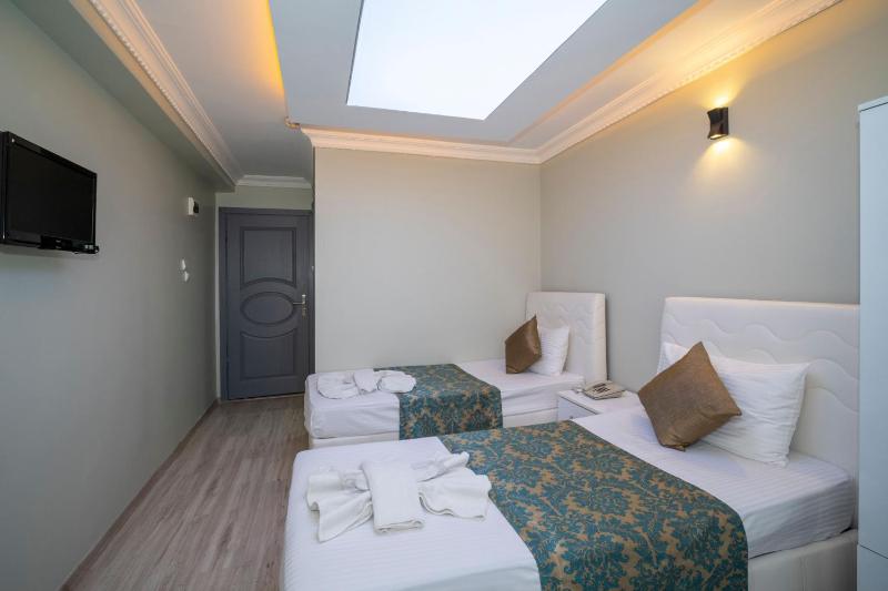 Hotel Simper - image 14