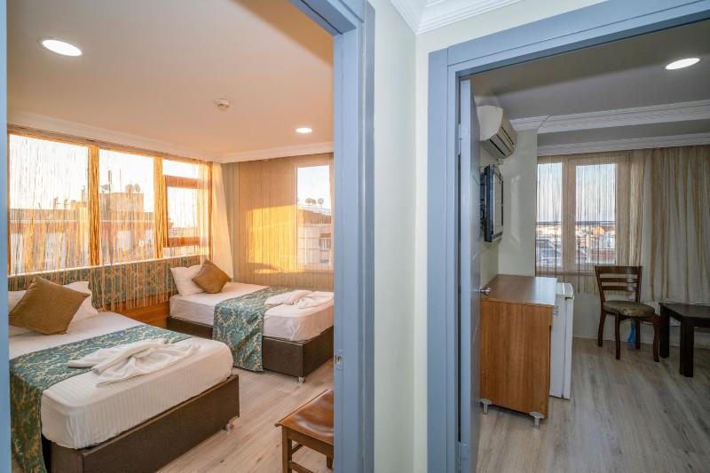 Hotel Simper - image 12