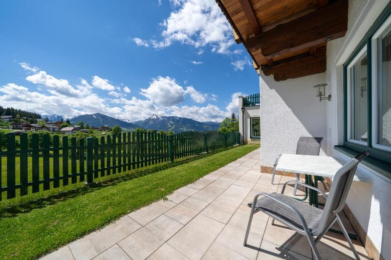 Studio with Terrace image 2