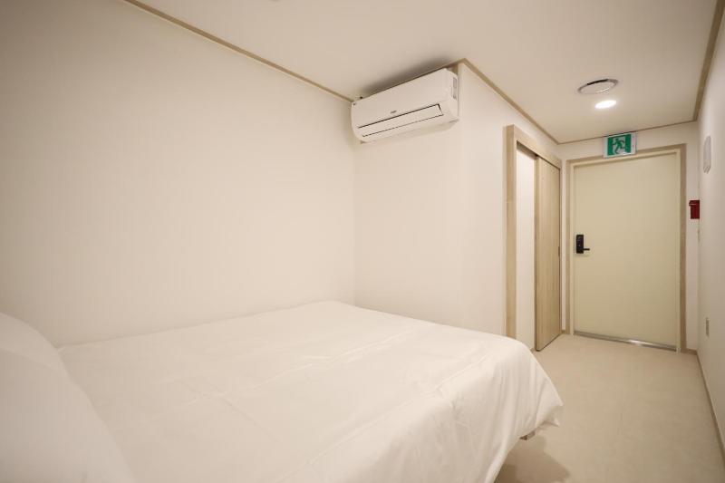 Manso Hostel in DDP - image 16