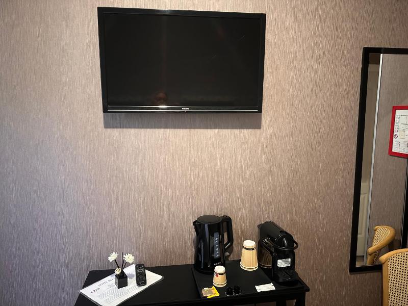 Twin Room image 1