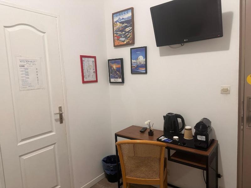 Economy Double Room image 4