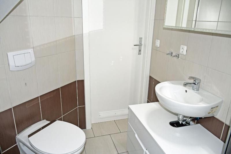 super Ferienwohnung mit Seeblick und 3 Balkonen - image 8