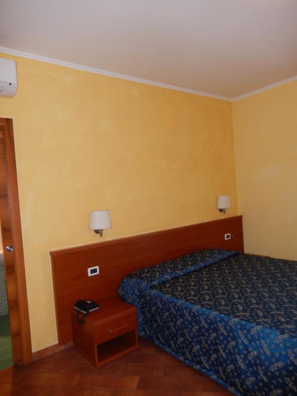 Superior Single Room - Separate Building image 2