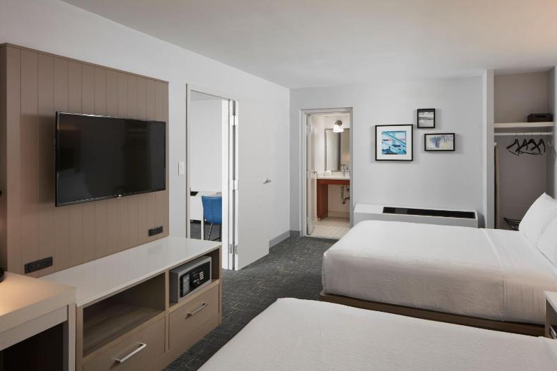 Four Points by Sheraton Virginia Beach Oceanfront - image 40