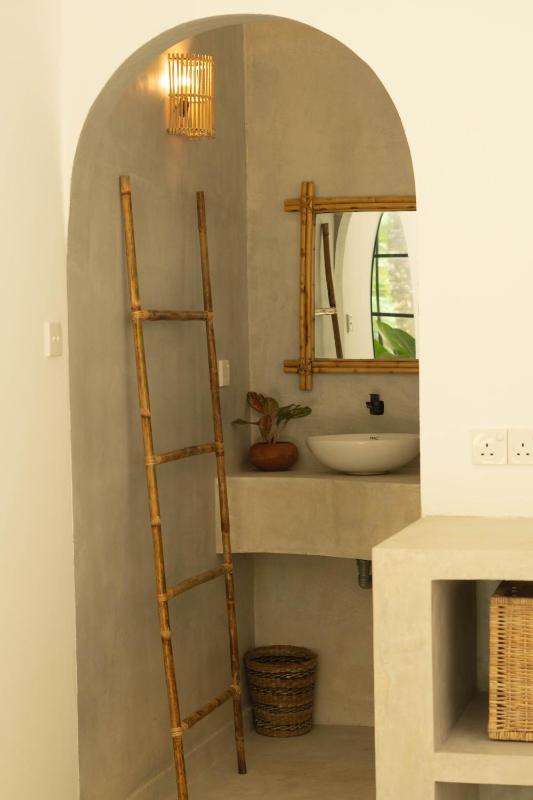 Surf Lodge Madiha - image 16