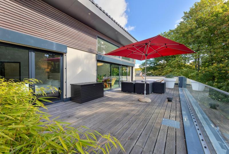 Two-Bedroom Apartment with Rooftop Terrace image 3
