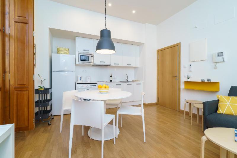 Valencia Home Carmen - image 16