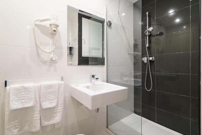 Superior Apartment image 3