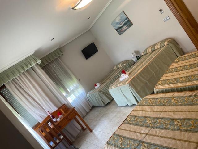 Triple Room image 2