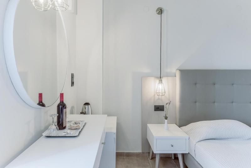  Double or Twin Room with Side Sea View image 3