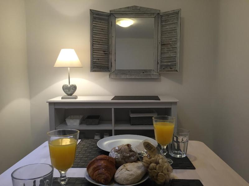 FADO Bairro Alto - SSs Apartments - image 12