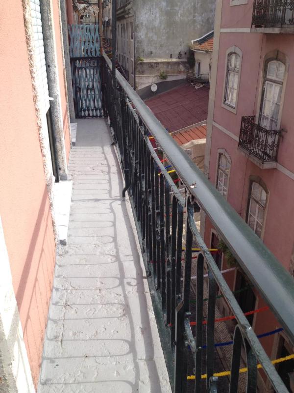 FADO Bairro Alto - SSs Apartments - image 6