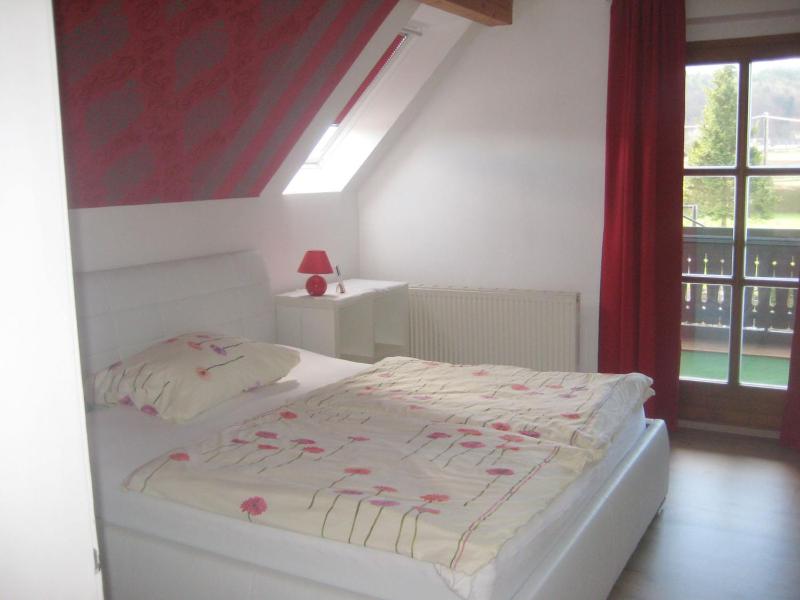 Two-Bedroom Apartment with Infrared Cabin image 4