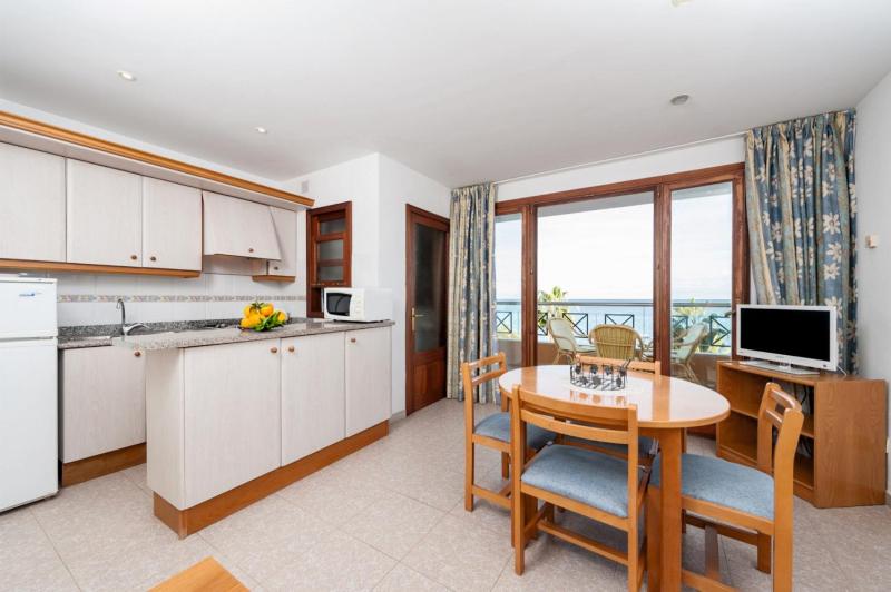 Superior Apartment image 3