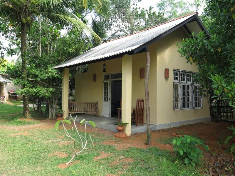 The Cinnamon Cottage - image 25