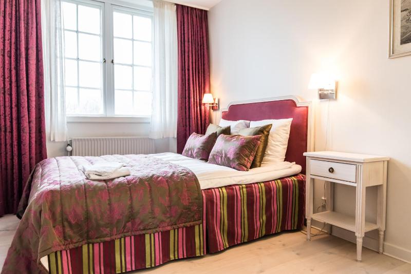 Single Room image 3