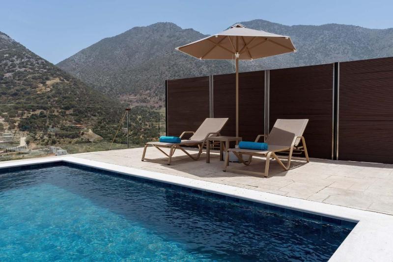 Brikis Villas - With 3 Private Pools - image 10
