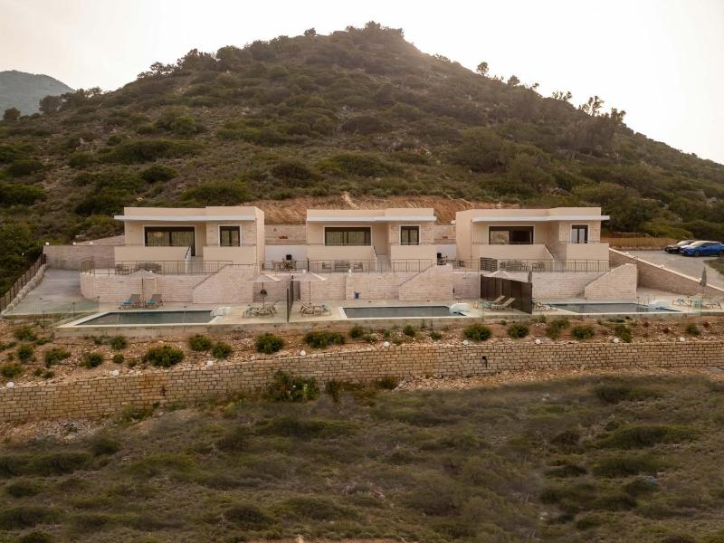 Brikis Villas - With 3 Private Pools - image 4