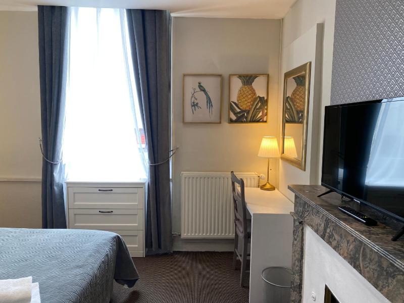 Hotel Saint Yves - image 21