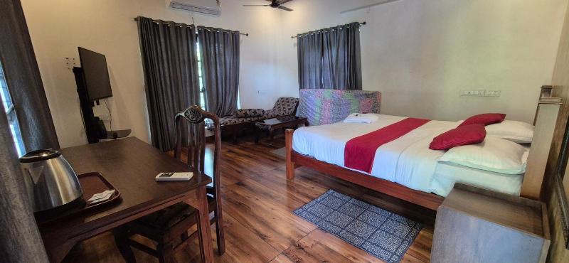 Vaiga Homes - Vembanadu Lakeview Retreat - image 2