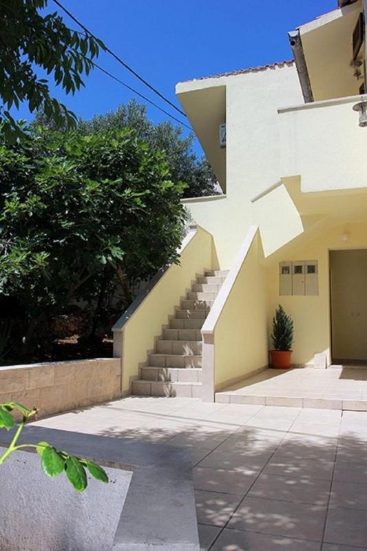House Silvia - image 24