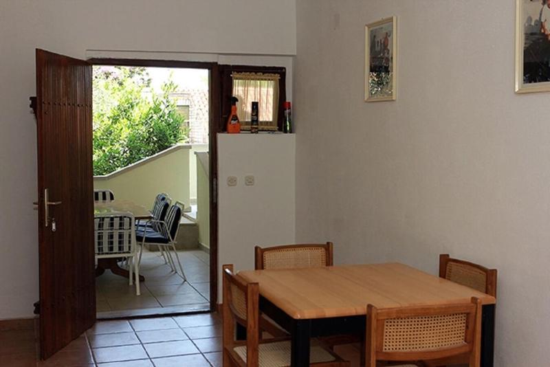 House Silvia - image 10