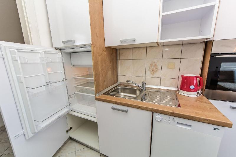 Apartment Dragica - image 14