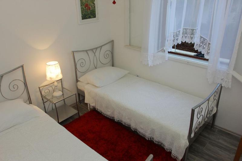House Silvia - image 8