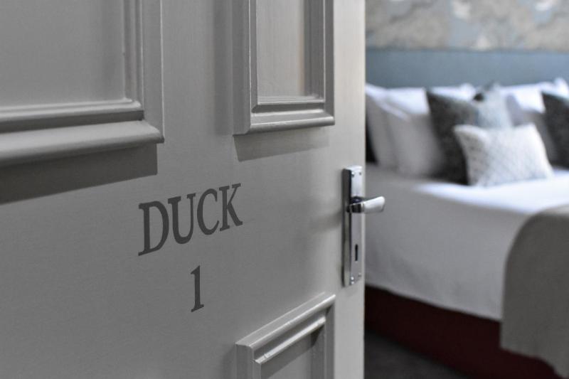 Double or Twin Room with Private Bathroom image 3