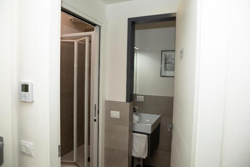 Maisonette Modena Park - image 12
