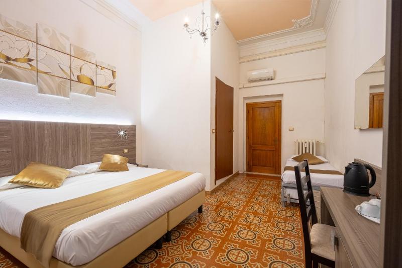 Triple Room image 4