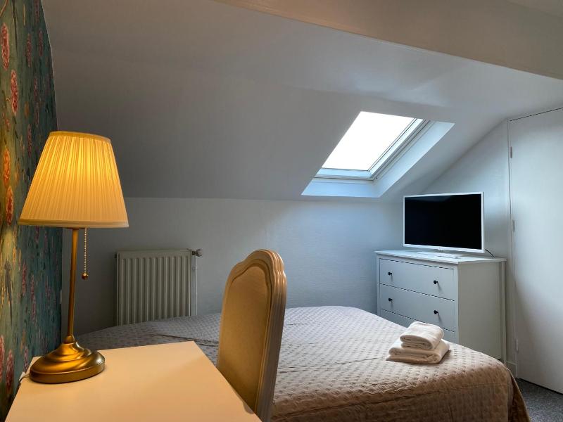 Hotel Saint Yves - image 15