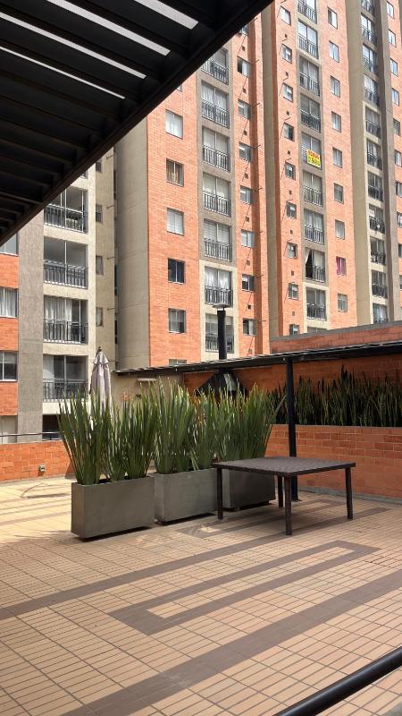 Apartamento moderno y tranquilo - image 7