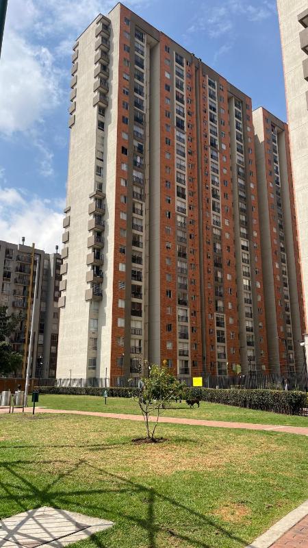 Apartamento moderno y tranquilo - image 6