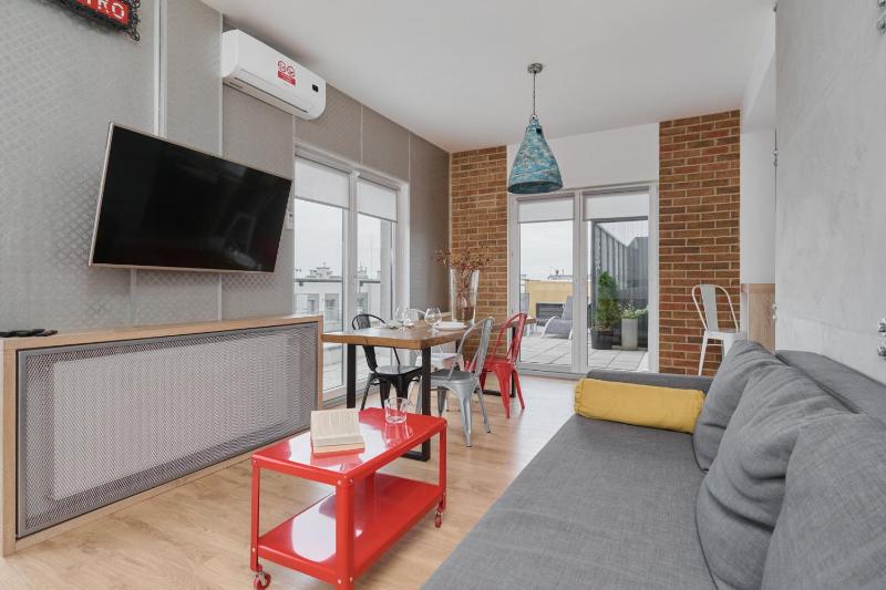 Beautiful Apartment with Spacious Balcony by Noclegi Renters - image 33