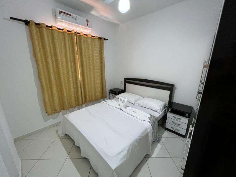 MELHOR ESCOLHA - 90 metros da Beira Mar - 2 Quartos com AR CONDICIONADOS SPLIT Air Fryer Wi-Fi Disney Plus Star Plus HBO Max Cadeiras de Praia Caixa Térmica - 7 pessoas - Perto de tudo! - image 6