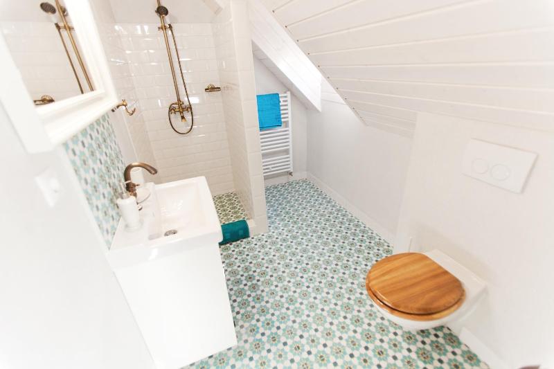 Studio Apartment image 2