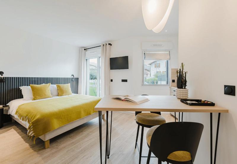 Appart Hotel Neostelia - image 7