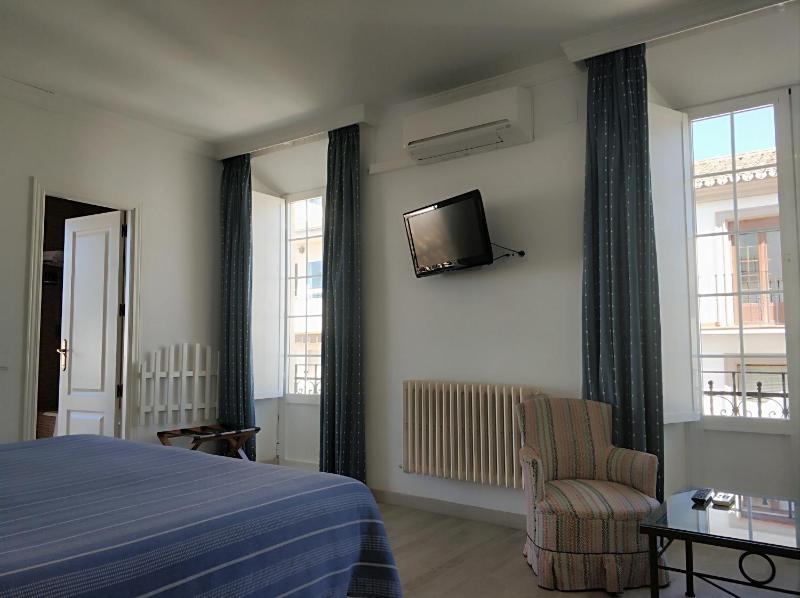Ronda Hotel Polo - image 40