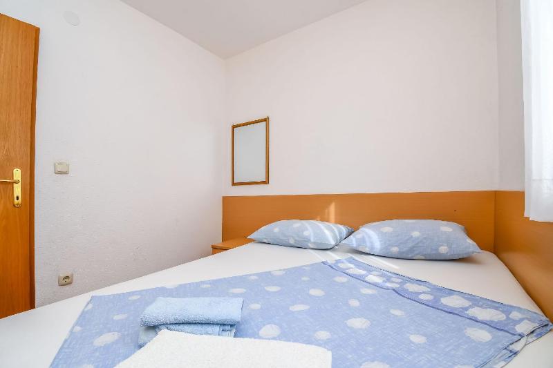 One-Bedroom apartment Standard image 3