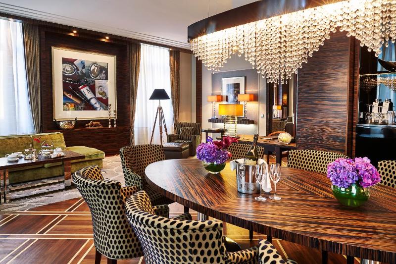 Presidential Suite image 4