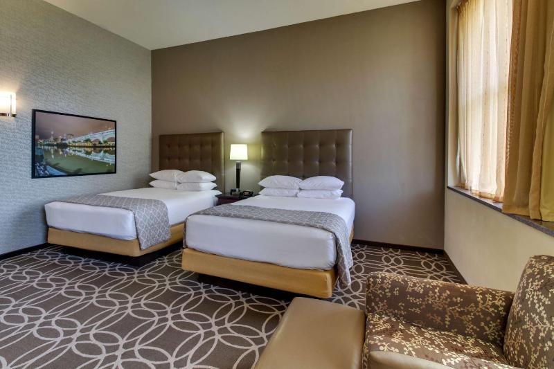 Drury Plaza Hotel Cleveland Downtown - image 27