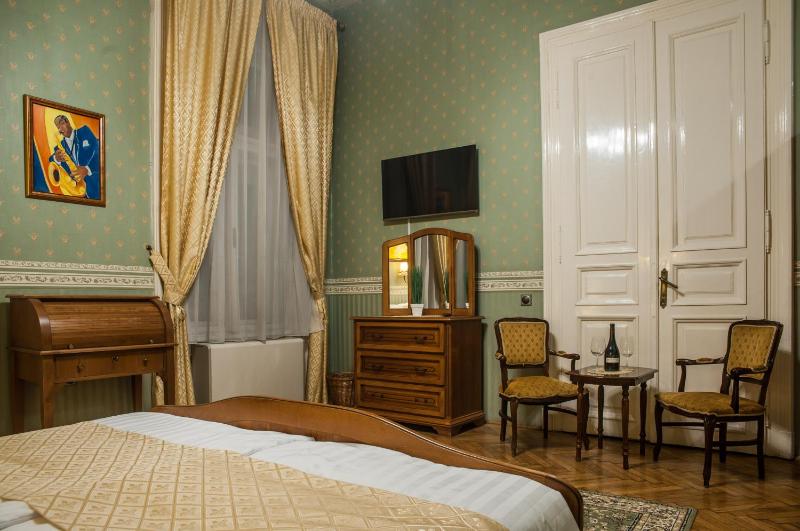 Cotton House Budapest - image 9