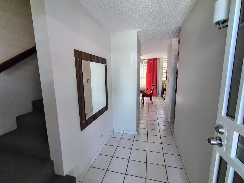 Three-Bedroom Townhouse image 4